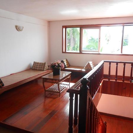 Hôtel Lao à Vientiane Extérieur photo