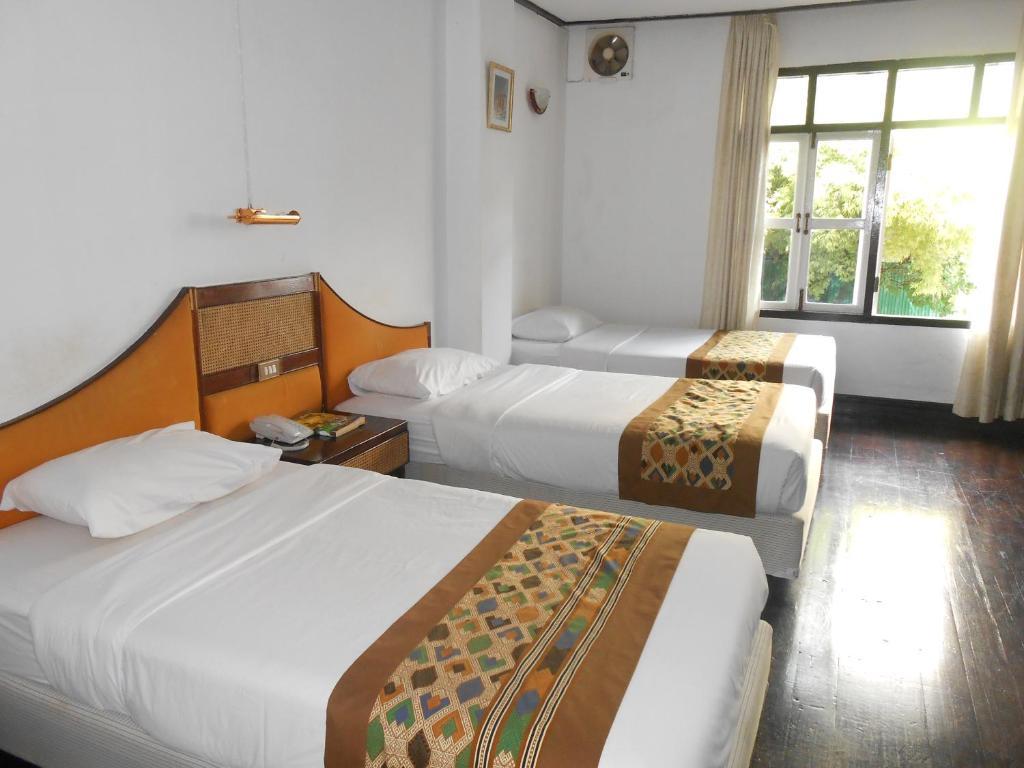 Hôtel Lao à Vientiane Extérieur photo