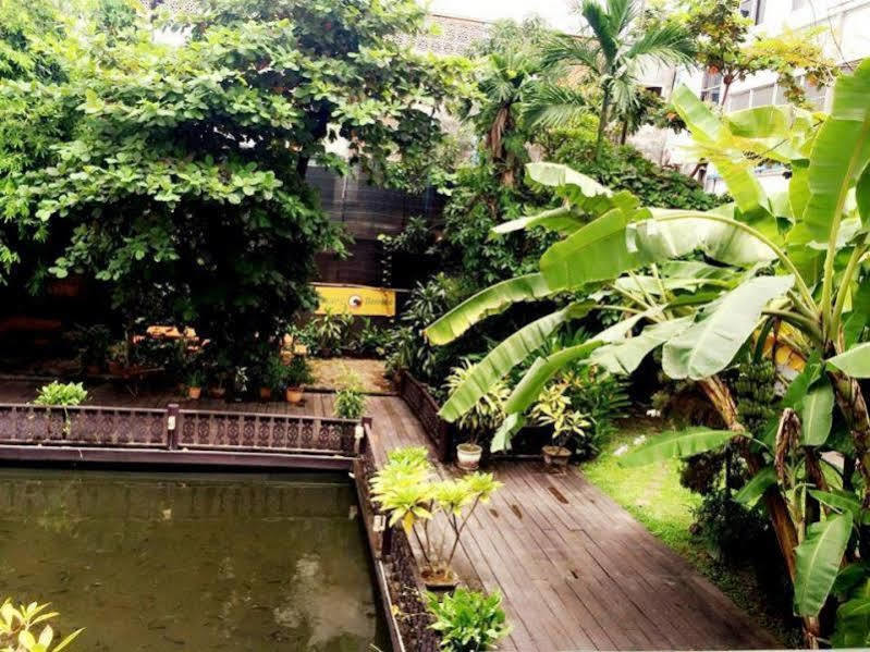 Hôtel Lao à Vientiane Extérieur photo